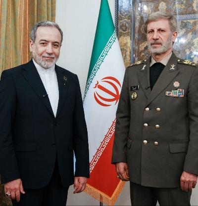 اظهارات وزیر امور خارجه بعد از حضور فرماندهان ارشد ارتش جمهوری اسلامی ایران در جلسه مشترک با وزیر و شورای معاونین وزارت امور خارجه